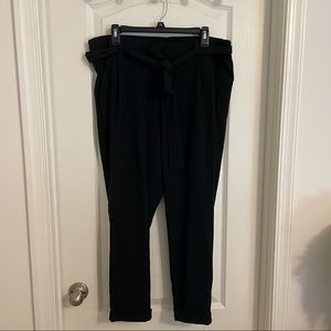 Torrid crepe tapered leg pant